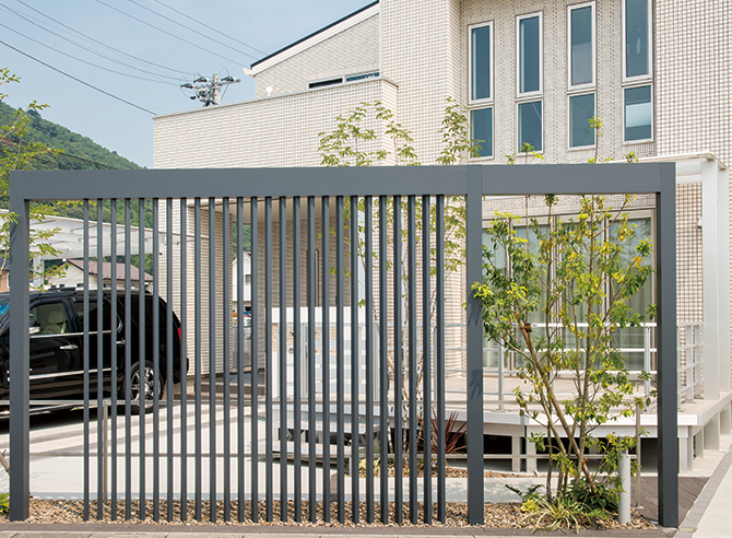 圧迫感のないフェンスイメージ